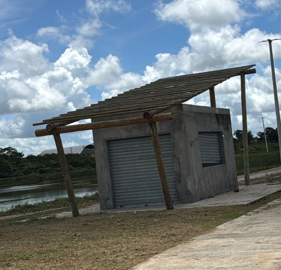 Quiosque abandonado
